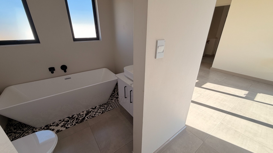 3 Bedroom Property for Sale in Helderzicht Eco Estate North West